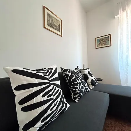 Design Near Trastevere & Center *