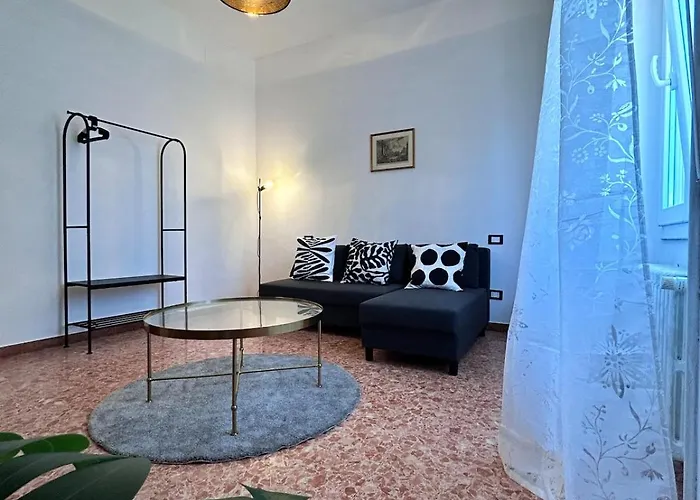 Design Near Trastevere & Center Apartman *